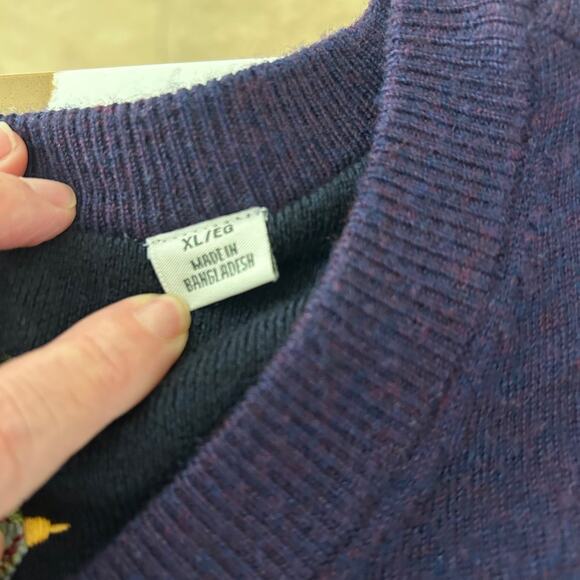 Orvis Sweater 100% Merino Wool Mens VNeck SZXL Purple Winter Comfortcore Classic - Picture 5 of 8